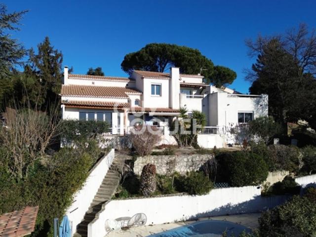 LES ANGLES VILLA DOMINANTE AVEC VUE ÉPOUSTOUFLANTE LE CONFORT DU PLAIN PIED