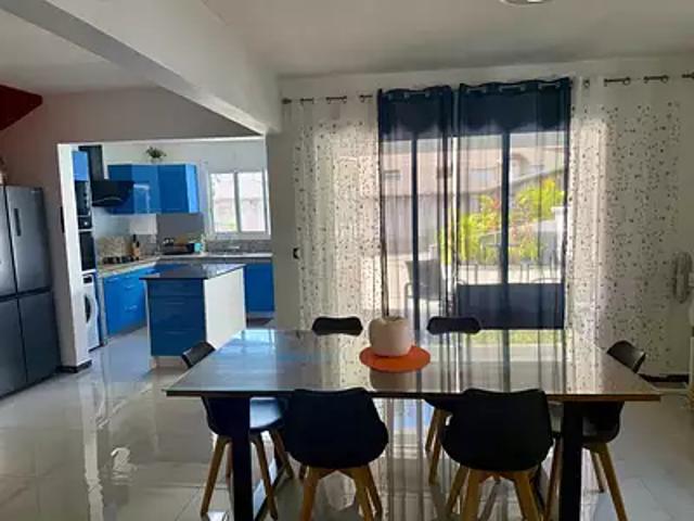 Les Abymes 97139 Location maison 4 pièces t4