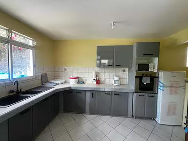 Les Abymes 97139 Location maison 4 pièces t4