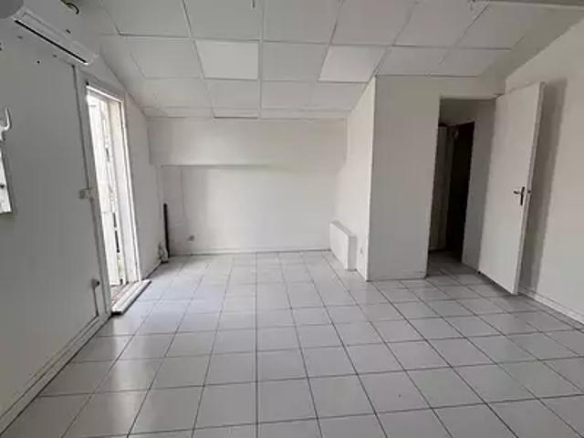 Les Abymes 97139 Location divers