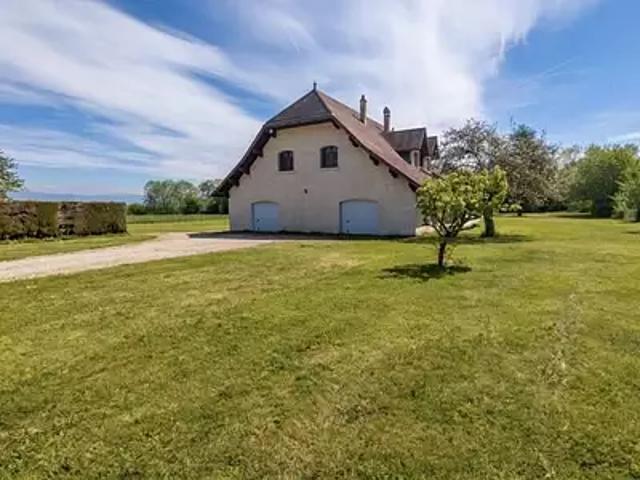 Les Abrets en Dauphiné 38490 Achat / Vente maison 6 pièces t6 piscine