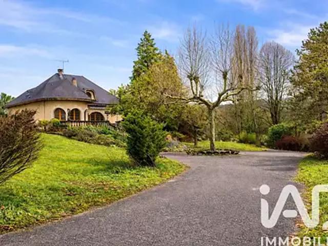 Les Abrets en Dauphiné 38490 Achat / Vente maison 8 pièces t8