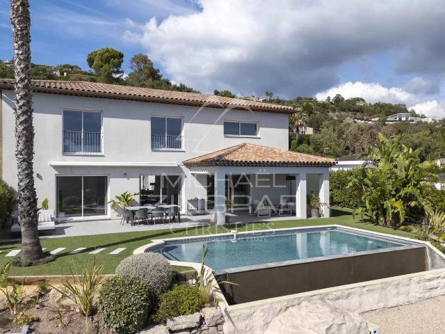 Les Adretrs de l'Esterel villa renovée proche Cannes 237m² Les Adrets de l'Estérel