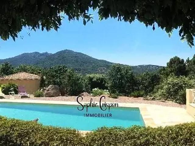 Les Adrets de l'Estérel 83600 Achat / Vente maison 6 pièces t6 piscine