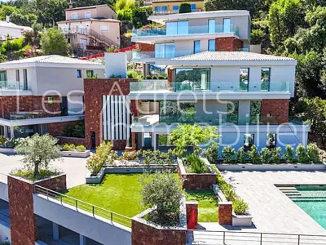 Les Adrets de l'Estérel 83600 Achat / Vente appartement 4 pièces t4 piscine