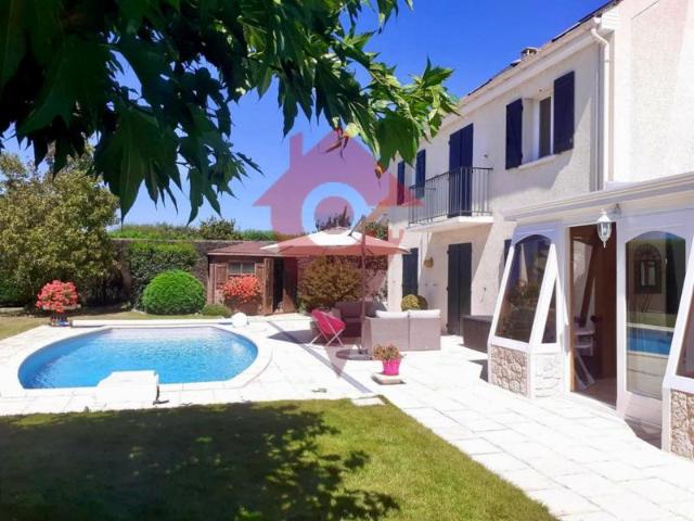 Les Alluets le Roi, Maison familiale avec piscine
