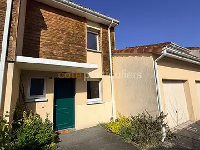 Les Billaux 33500 Achat / Vente maison 4 pièces t4 au dernier étage