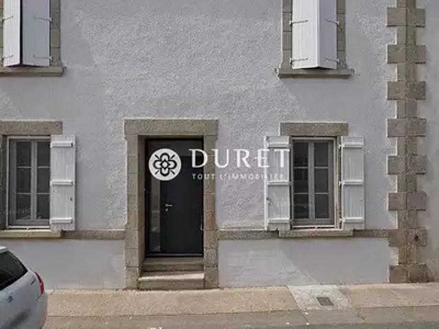 Les Brouzils 85260 Location maison 4 pièces t4 terrasse parking