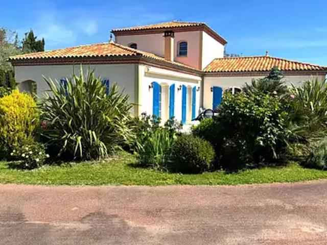Les Gonds 17100 Achat / Vente maison 7 pièces t7 jardin terrasse