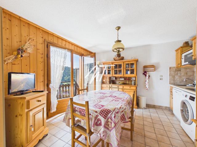 LES GETS Duplex plein sud avec garage et cave