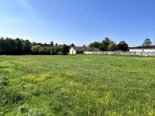 Les Grandes Chapelles Vente Terrain 10