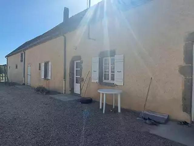 Les Guerreaux 71160 Achat / Vente maison 5 pièces t5