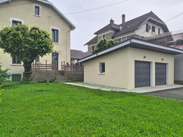 Les Echelles Belle Maison rénovée de 150 m2 Savoie
