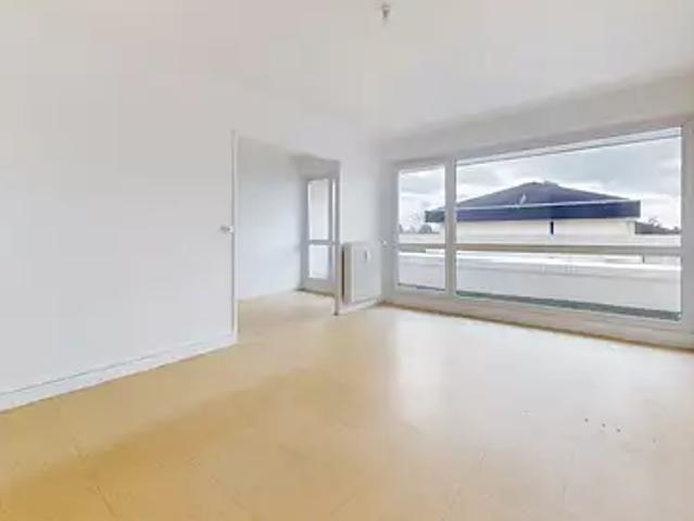 Les Essarts le Roi 78690 Achat / Vente appartement 4 pièces t4