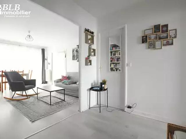 Les Essarts le Roi 78690 Achat / Vente appartement 5 pièces t5