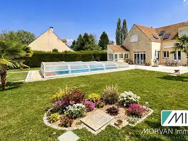 Les Essarts le Roi 78690 Achat / Vente maison 7 pièces t7 piscine terrasse