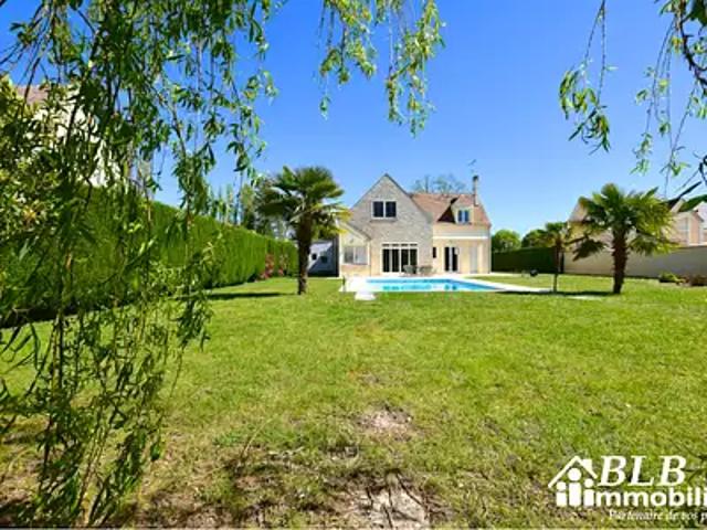 Les Essarts le Roi 78690 Achat / Vente maison 8 pièces t8
