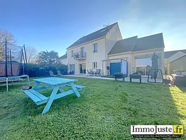 Les Essarts le Roi 78690 Achat / Vente maison 9 pièces t9 parking