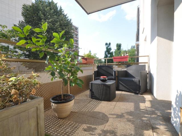 LES ESSARTS/ RUE LABORDE T3 de 60m2 avec garage et balcon