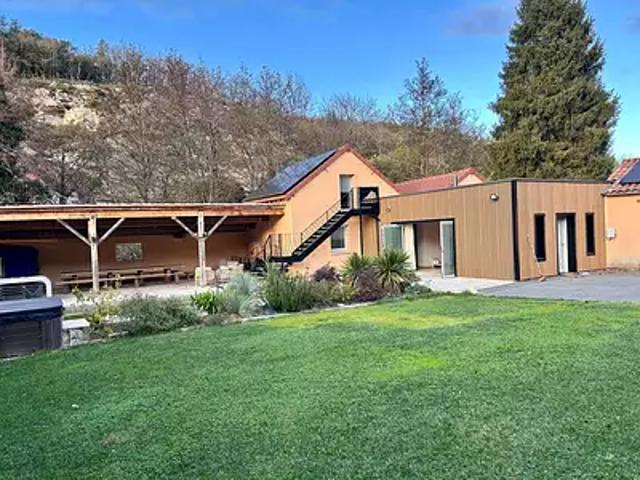 Les Eyzies 24620 Achat / Vente maison 6 pièces t6 piscine jardin