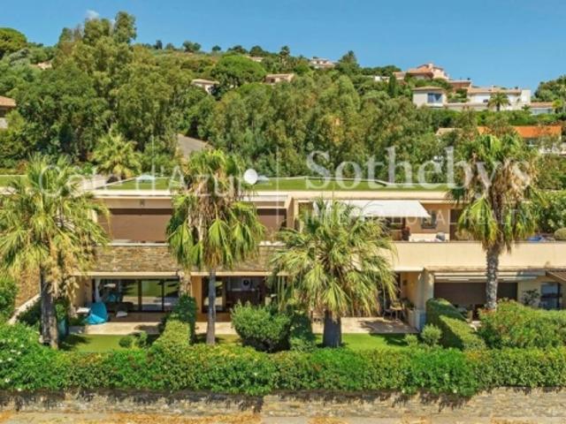 Les Issambres, appartement 3 pièces avec jardin privatif, à pied de la mer