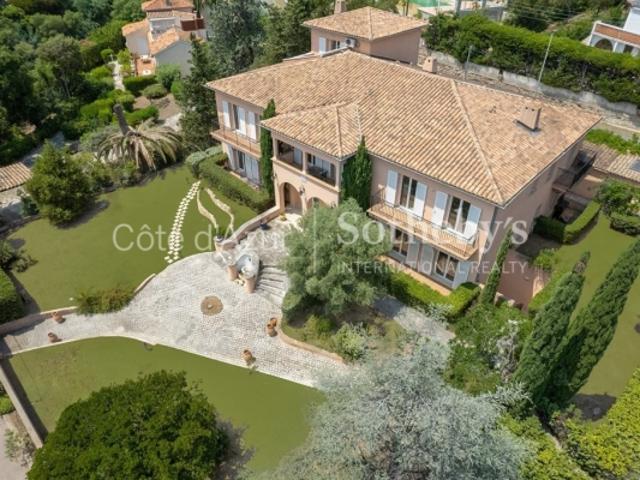 Les Issambres bastide 650 m² proche bord de mer vue mer, golfe Saint Tropez