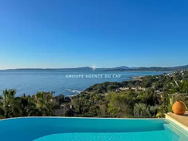Les Issambres 83380 Achat / Vente maison 5 pièces t5 au dernier étage piscine