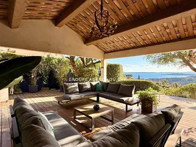 Les Issambres 83380 Achat / Vente maison 5 pièces t5 au dernier étage piscine