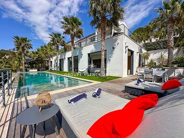 Les Issambres 83380 Achat / Vente appartement 7 pièces t7 au dernier étage piscine