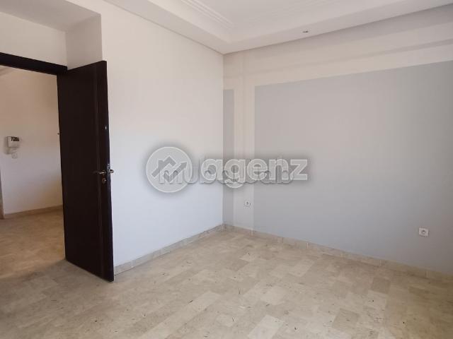 LES JARDINS D'OR Studio à vendre 57 m² Ain Borja Casablanca
