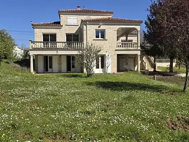Les Junies 46150 Achat / Vente maison 7 pièces t7 parking