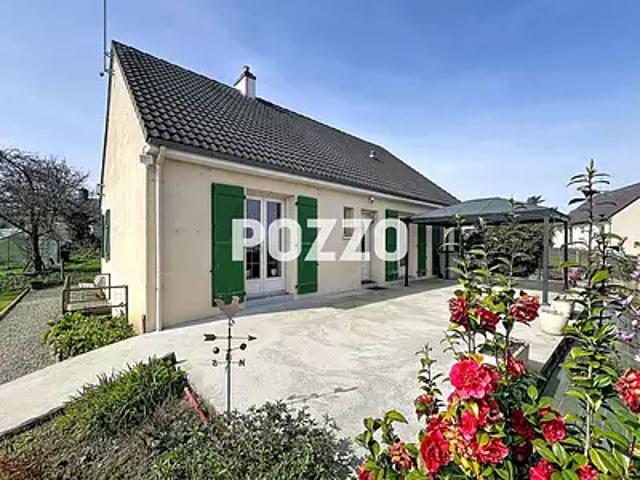 Les Loges Marchis 50600 Achat / Vente maison 5 pièces t5 au dernier étage cave