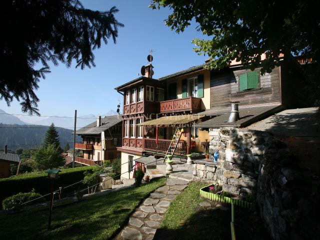 Chalet on sale in Arveyes 347 m² | dreamo. Ch
