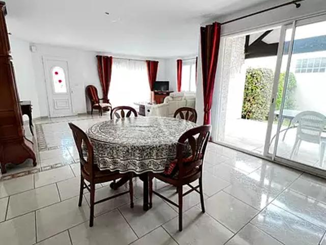 Les Mathes 17570 Achat / Vente maison 5 pièces t5 au dernier étage