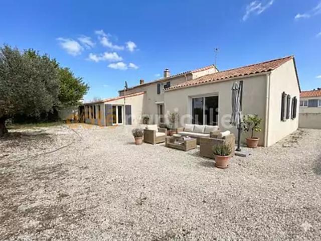 Les Magnils Reigniers 85400 Achat / Vente maison 7 pièces t7