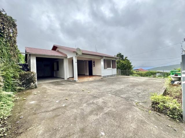 LES MAKES – MAISON F3 SUR 790 M² DE TERRAIN CONSTRUCTIBLE