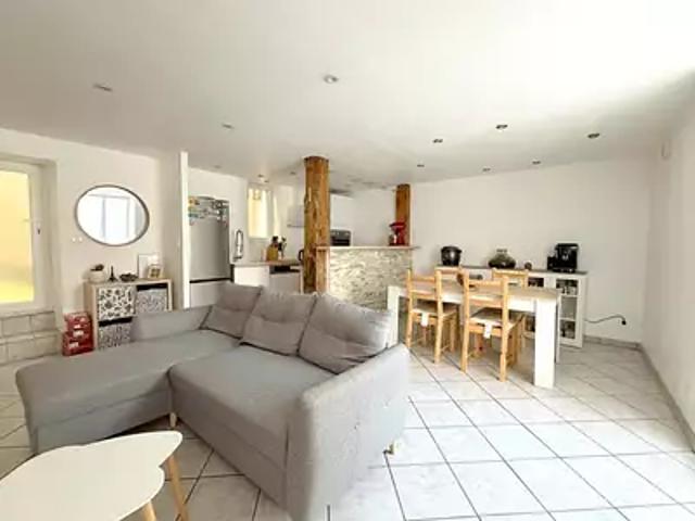 Les Martres de Veyre 63730 Achat / Vente maison 5 pièces t5 cave