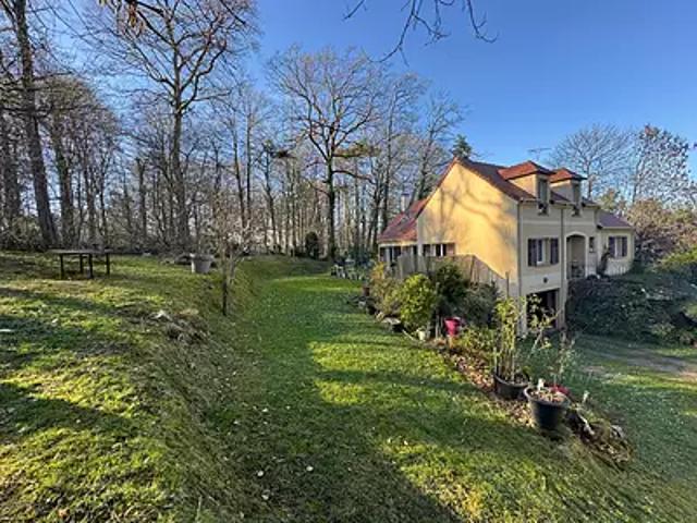 Les Mesnuls 78490 Achat / Vente maison 7 pièces t7 au dernier étage