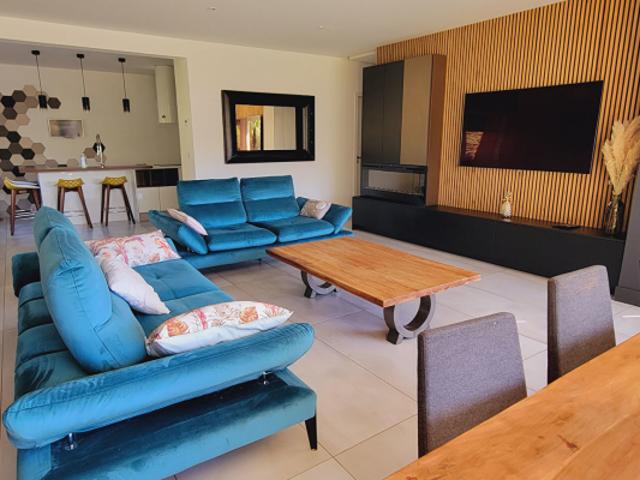 Les Milles Magnifique Villa RENOVEE de 180m² 2600m² de terrain