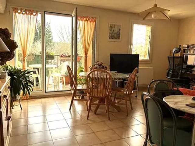 Les Milles 13290 Achat / Vente appartement 2 pièces t2 au dernier étage