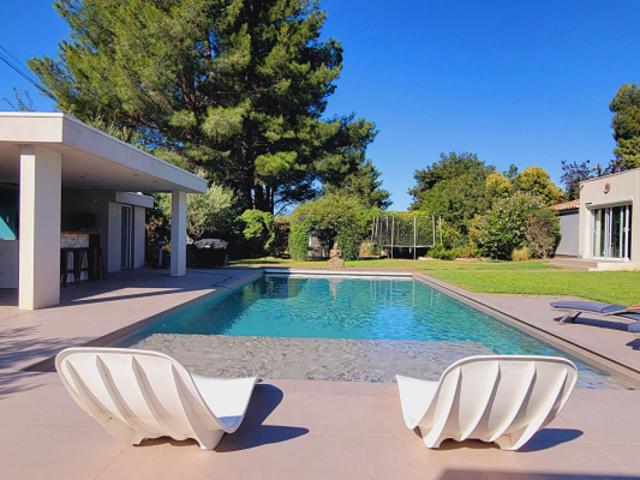 Les Milles/BBA Magnifique Villa RENOVEE de 180m² 2600m² de terrain