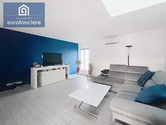 Les Noës près Troyes 10420 Achat / Vente maison 5 pièces t5 au dernier étage cave