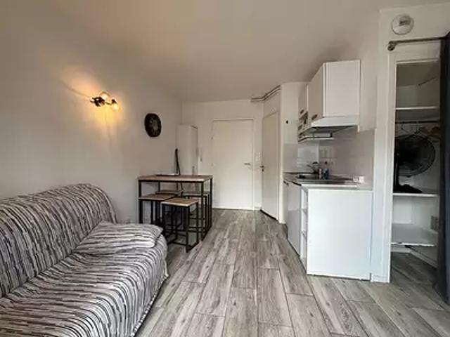 Les Sables d'Olonne 85100 Achat / Vente appartement 1 pièce t1 au dernier étage parking