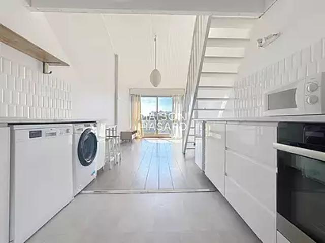 Les Sables d'Olonne 85100 Achat / Vente appartement 1 pièce t1 au dernier étage parking