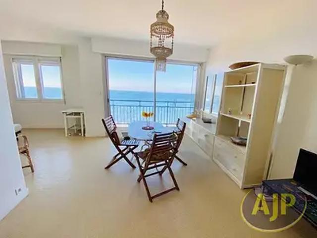 Les Sables d'Olonne 85100 Achat / Vente appartement 2 pièces t2 cave