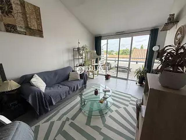 Olonne sur Mer 85340 Achat / Vente appartement 2 pièces t2 au dernier étage terrasse