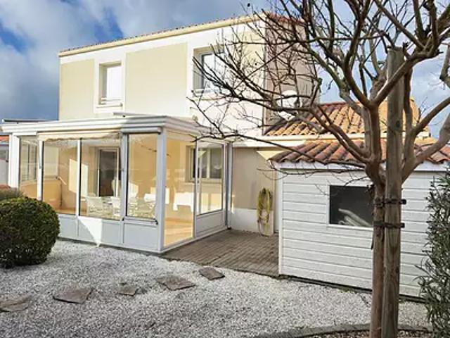 Les Sables d'Olonne 85100 Achat / Vente maison 4 pièces t4 au dernier étage