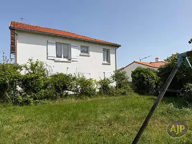 Les Sables d'Olonne 85100 Achat / Vente maison 6 pièces t6 au dernier étage