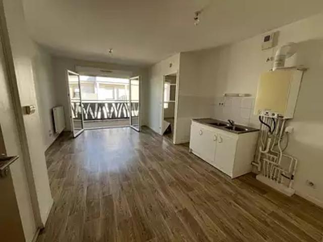 Les Sables d'Olonne 85180 Achat / Vente appartement 2 pièces t2 cave balcon