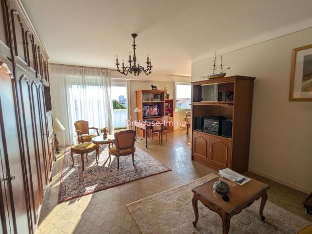 LES SABLES D'OLONNE APPARTEMENT 3éme et dernier étage 73M² CAVE BOX PROCHE ARAGO et PLAGE